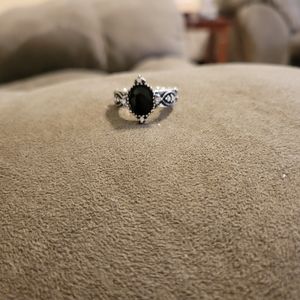 Paparazzi black stone stretchback ring